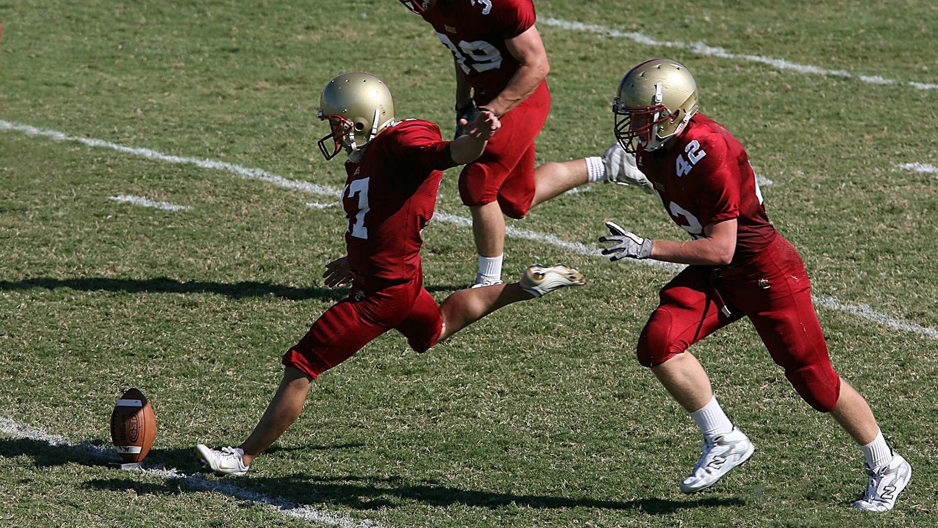 开云平台-法甲激烈对抗：战术配合与个人能力的完美融合，法甲冲突